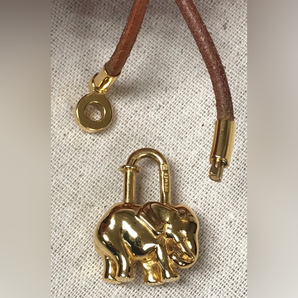 HERMÈS ELEPHANT CADENA LOCK CHARM CHOCKER - Picture 10 of 16